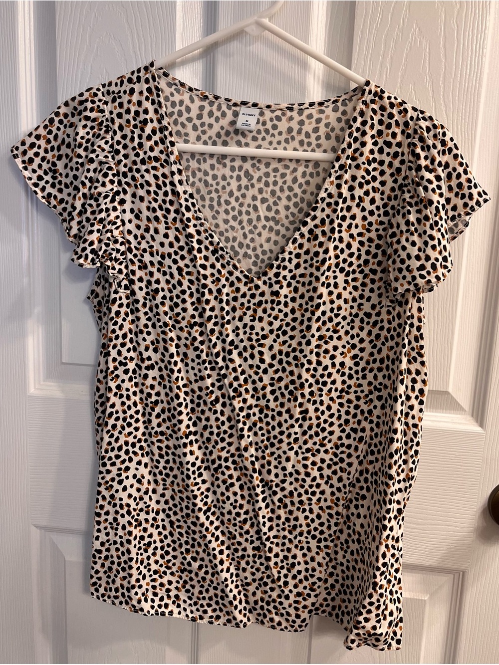 Old Navy Cream Leopard Spot V-Neck Flutter Sleeve Top